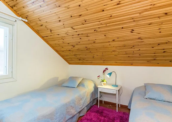 Wanha Karminranta By Interhome Koirakivi